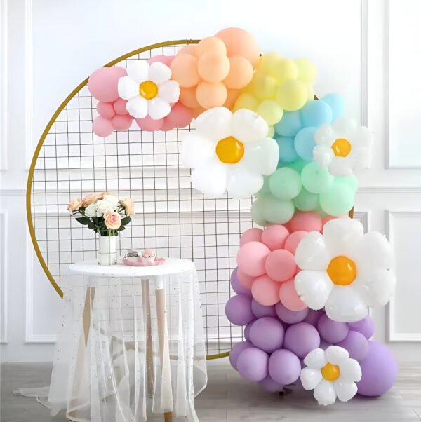 Arco De Globos Orgánico Pastel Con Flores